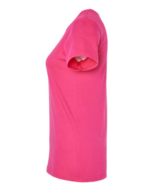 Women's Softstyle® Midweight T-Shirt – Detail