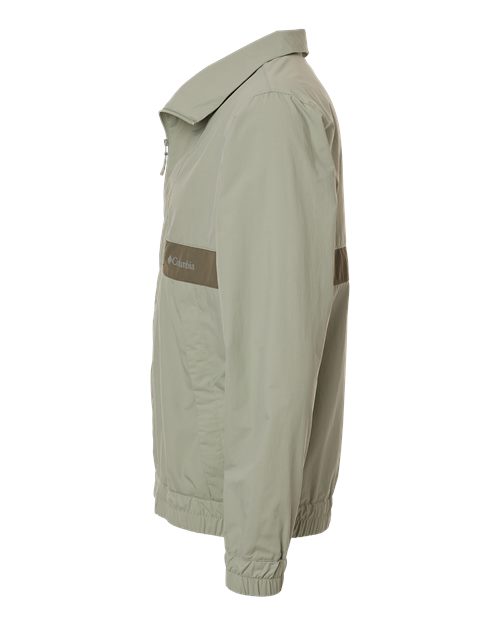 Men's Spire Valley™ Windbreaker – Detail