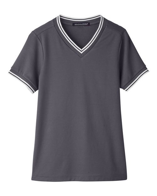 Women's CrownLux Performance® Plaited Tipped V-Neck Shirt – Front