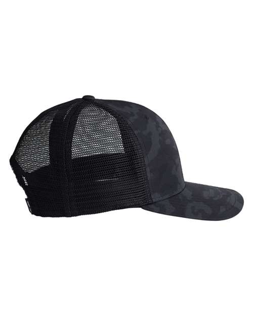 Performance Trucker Cap – Detail