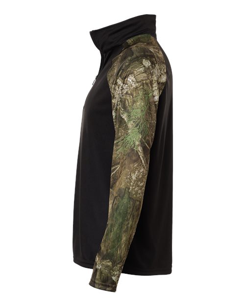 Unisex Realtree® Performance Colorblocked Quarter-Zip Pullover – Detail