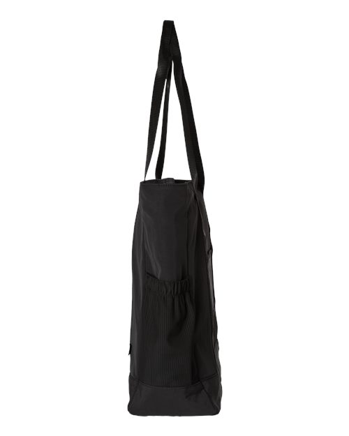 Roam Travel Tote – Detail