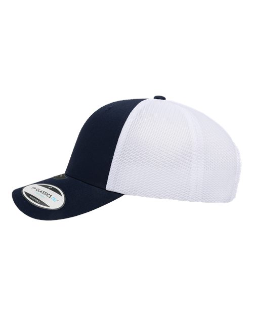 NU Retro Trucker Cap – Detail