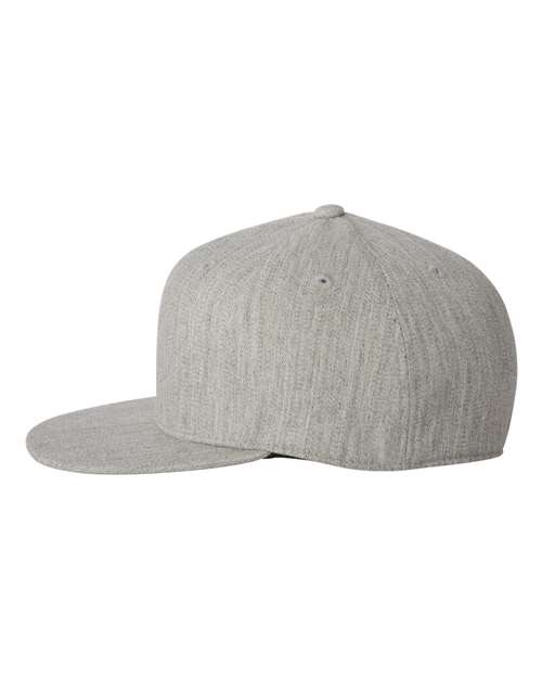 210® Flat Bill Cap – Detail