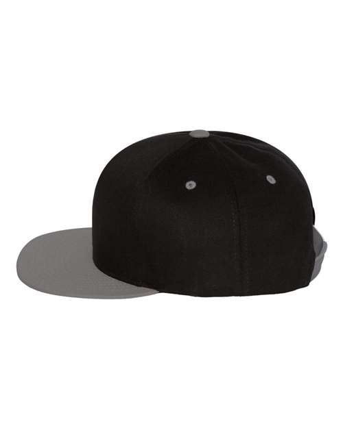 Five-Panel Cotton Twill Snapback Cap – Detail