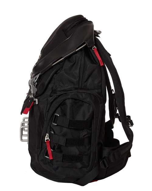34L Kitchen Sink Backpack – Detail