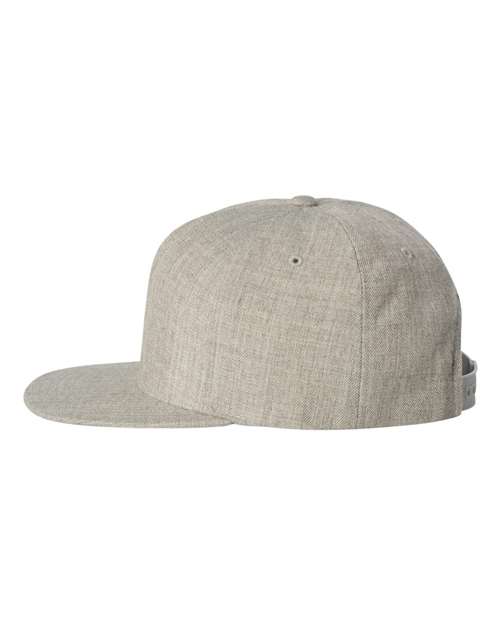 Premium Five-Panel Snapback Cap – Detail