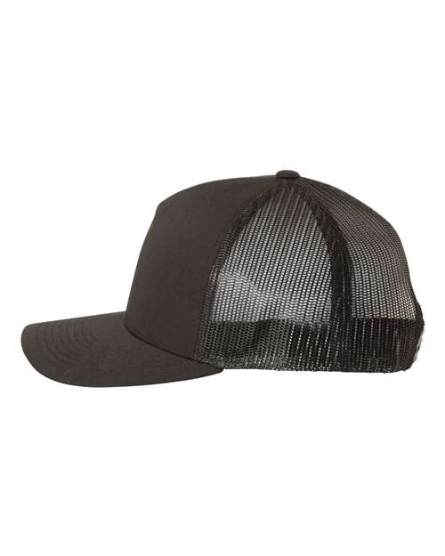 Five-Panel Retro Trucker Cap – Detail