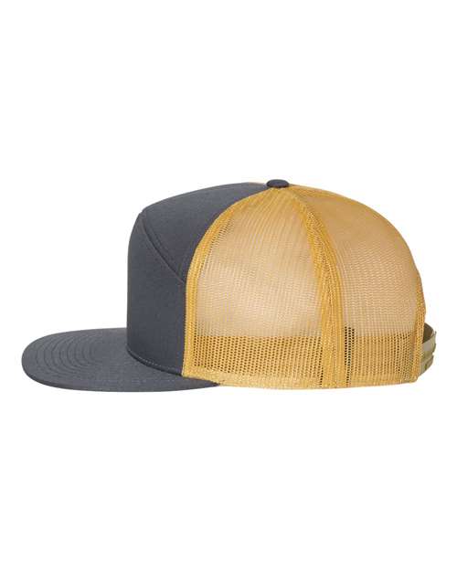 Seven-Panel Trucker Cap – Detail
