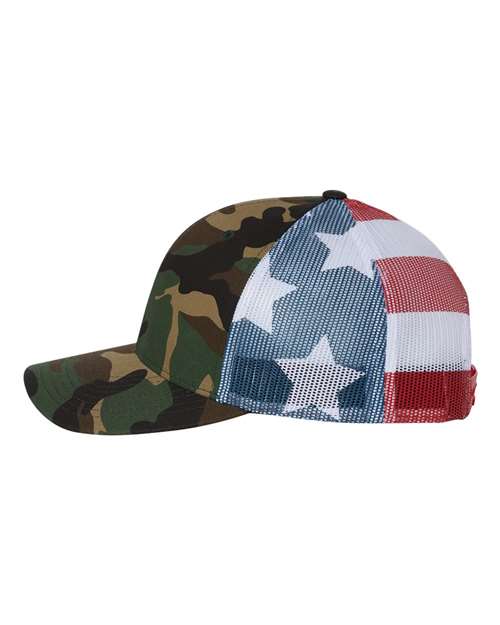 Printed Mesh Trucker Cap – Detail