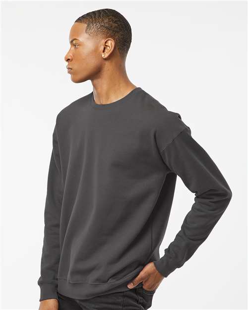 Unisex Fleece Crewneck Sweatshirt – On Model – Side