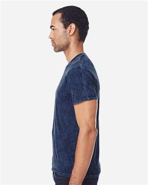 Unisex Mineral Wash T-Shirt – On Model – Side