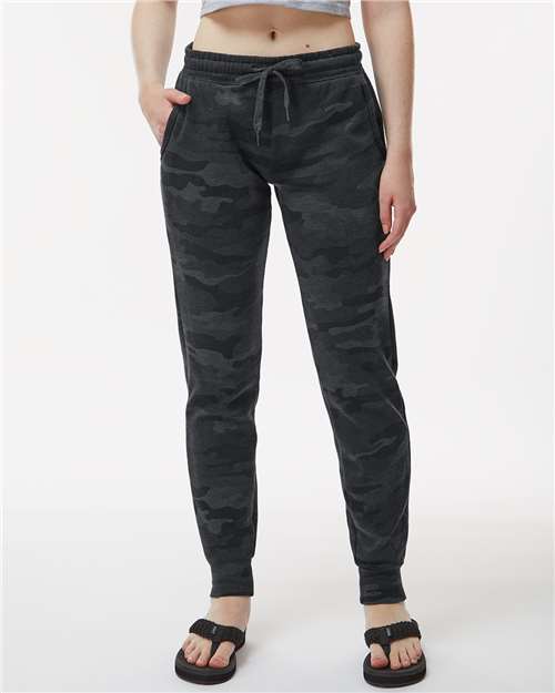 Women's California Wave Wash Sweatpants – On Model