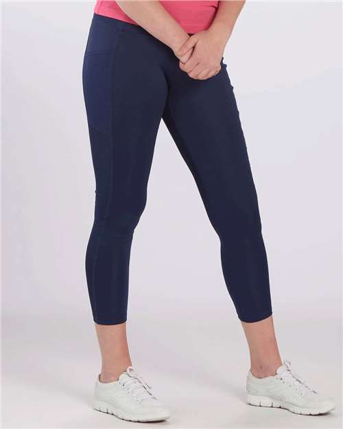 Women's Luna Leggings – On Model – Side