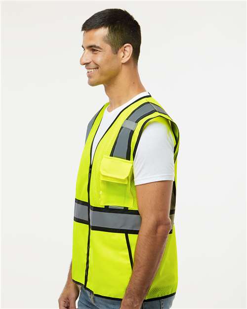 Unisex Standard Contrast Vest – On Model – Side