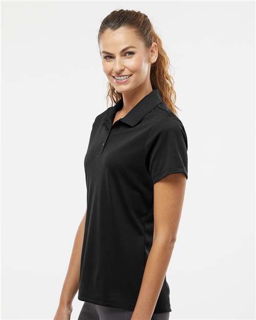 Women's Performance Piqué Polo – On Model – Side
