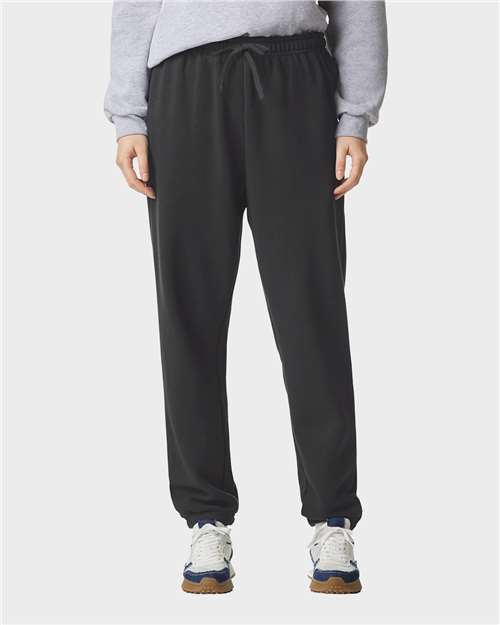 Unisex ReFlex Fleece Sweatpants – On Model