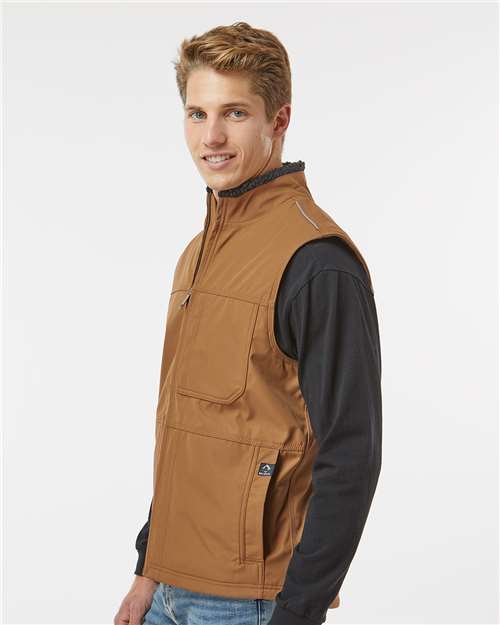 Men's GrizzlyTec™ Rigor Vest – On Model – Side