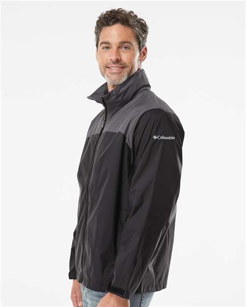 Men's Glennaker Lake™ II Rain Jacket – On Model – Side