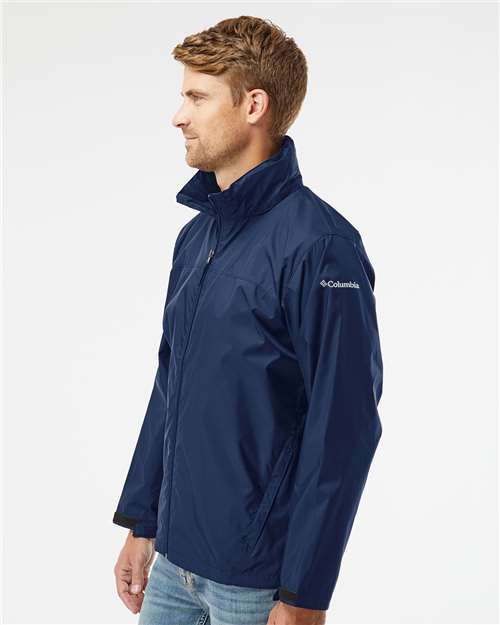 Men's Glennaker Lake™ II Rain Jacket – On Model – Side