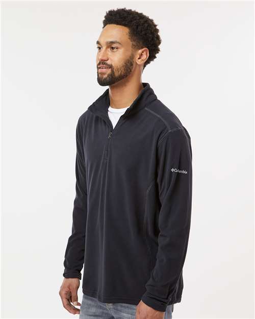 Men's Klamath Range™ II Half-Zip Pullover – On Model – Side