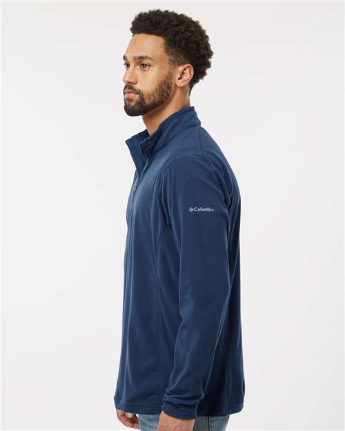 Men's Klamath Range™ II Half-Zip Pullover – On Model – Side