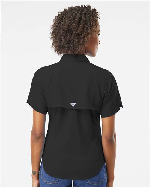 Women's PFG Tamiami™ II Short Sleeve Shirt – On Model – Back