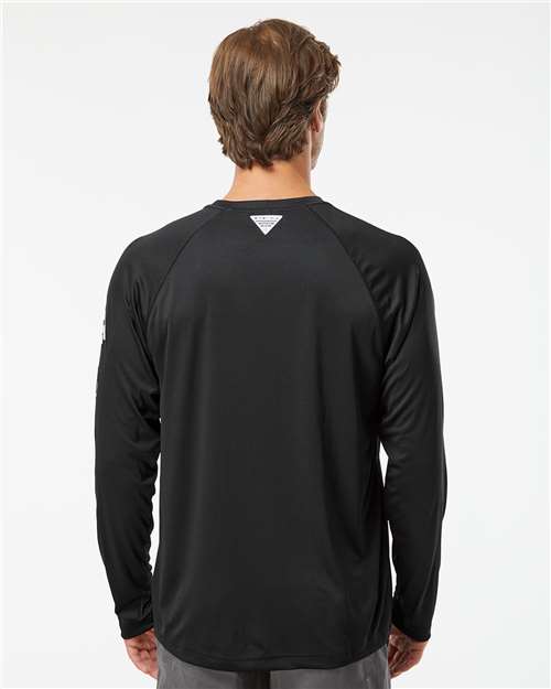 Men's PFG Terminal Tackle™ Long Sleeve T-Shirt – On Model – Back