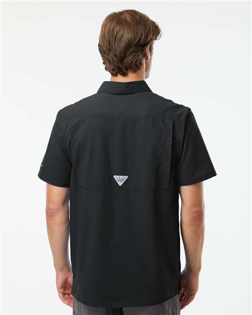 Men's PFG Slack Tide™ Camp Shirt – On Model – Back