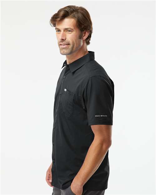 Men's PFG Slack Tide™ Camp Shirt – On Model – Side