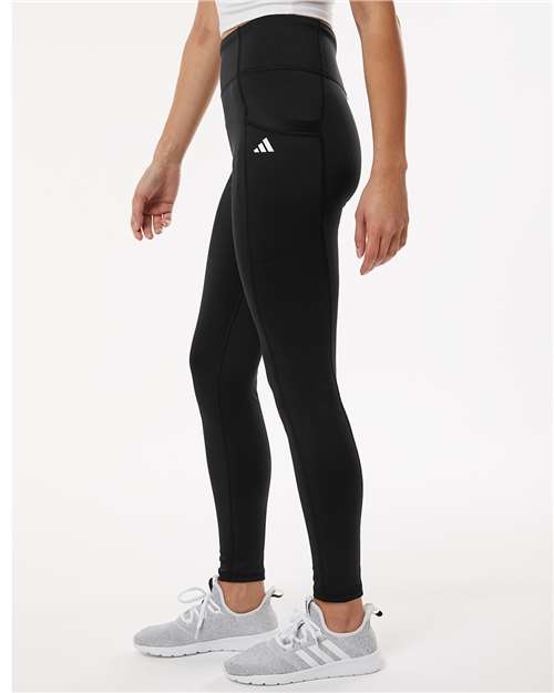 Women's Performance Pocket Leggings – On Model – Side