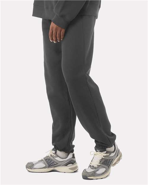 Unisex 10 oz. Heavyweight Sweatpants – On Model – Side