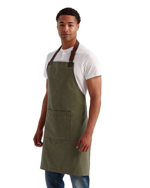 Annex Oxford Bib Apron – On Model – Side
