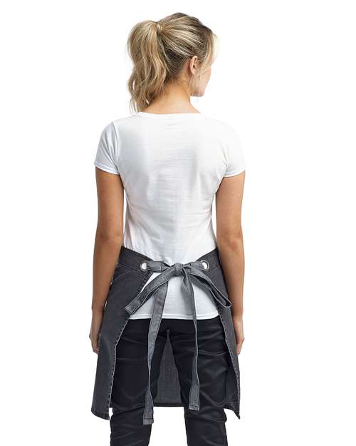 Domain Contrast Denim Waist Apron – On Model – Back