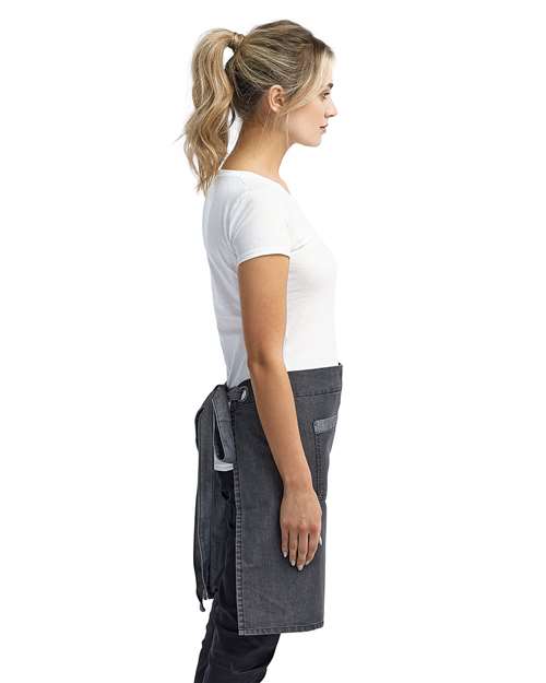 Domain Contrast Denim Waist Apron – On Model – Side
