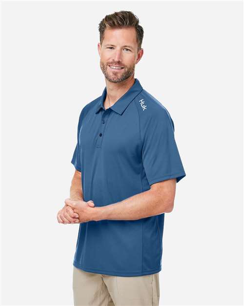 Men's LoPro Solid Performance Polo – On Model – Side