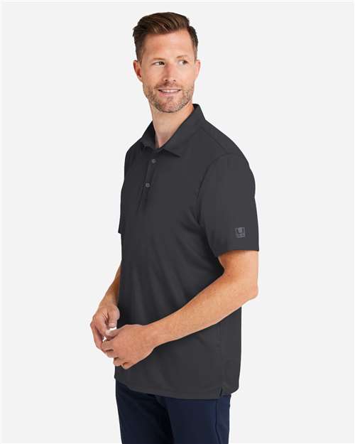 Men's Pursuit Performance Polo – On Model – Side