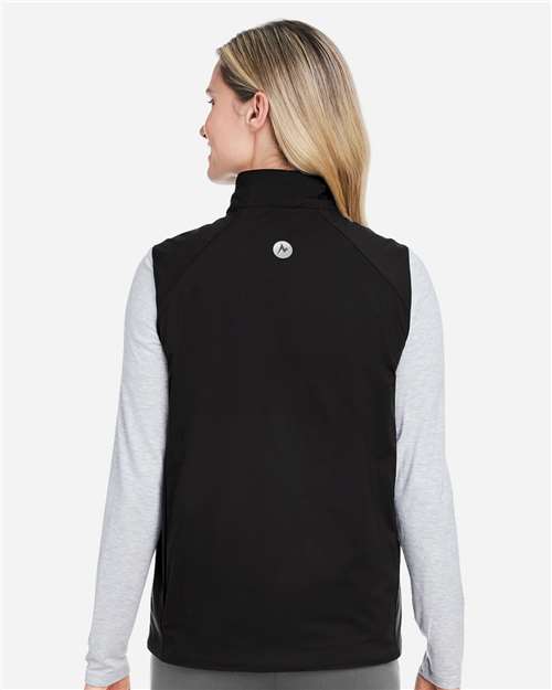 Women's Novus LT Insulated Vest – On Model – Back