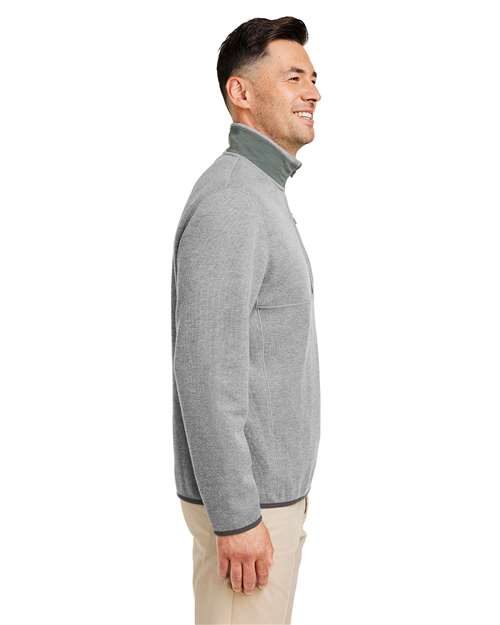 Men's Mountain Sweaterfleece Quarter-Zip Pullover – On Model – Side