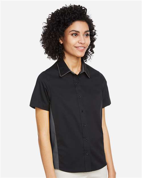 Women's Flash IL Colorblock Shirt – On Model – Side