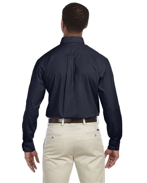 Men's Tall Essential Poplin – On Model – Back