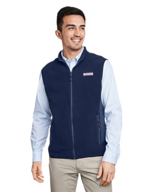 Men's Harbor Fleece Vest – On Model