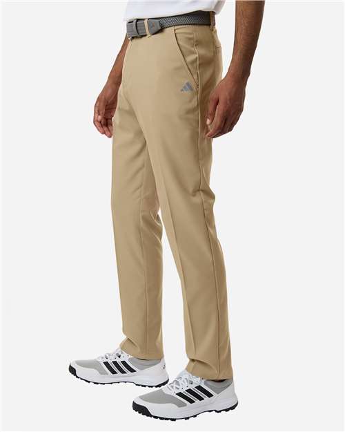 Men's Golf Tapered Pants – On Model – Side