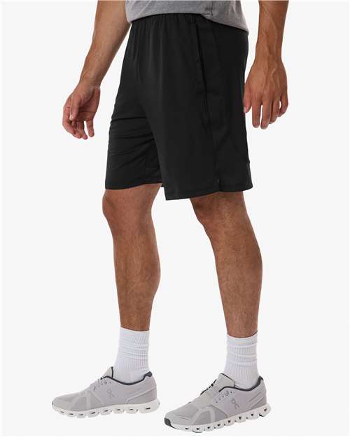 Men's Tech™ Vent 9" Shorts – On Model – Side