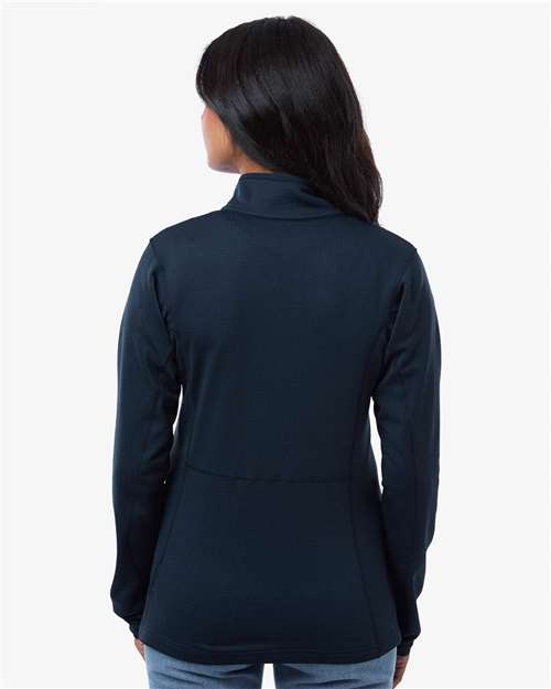 Women's Essential Hike™ Grid Fleece Half-Zip Pullover – On Model – Back