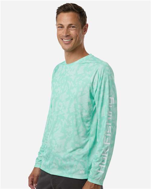 Men's Lopro Running Lakes Long Sleeve T-Shirt – On Model – Side