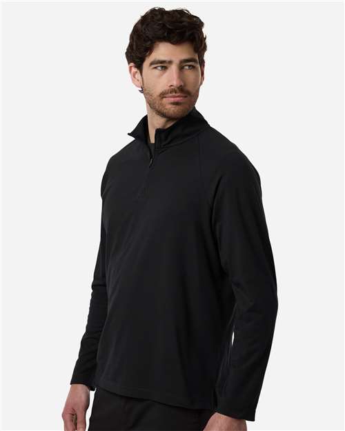 Men's Seaton Pebble Textured Quarter-Zip Pullover – On Model – Side
