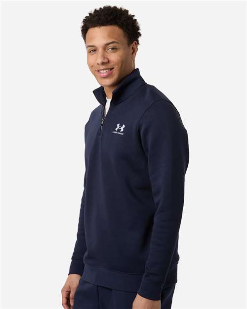 Men's Icon Fleece Quarter-Zip Pullover – On Model – Side