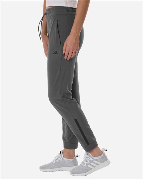 Women's Game & Go Fleece Sweatpants – On Model – Side