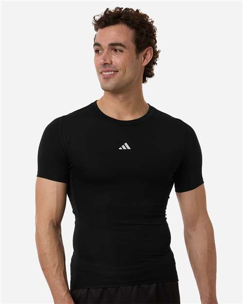 Men's Techfit Compression T-Shirt – On Model